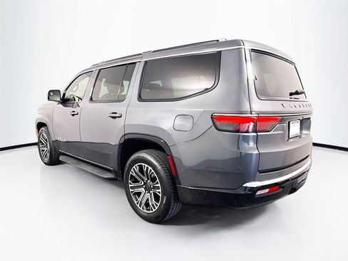 Used 2022 Jeep Wagoneer Series III w/ Convenience Group I RWD image 34