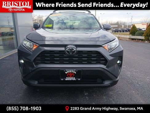 Used 2020 Toyota RAV4 XLE Premium image 36