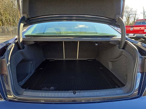 Used 2023 Audi A6 3.0T Premium image 32