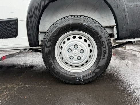 Used 2024 RAM ProMaster 2500 FWD image 56