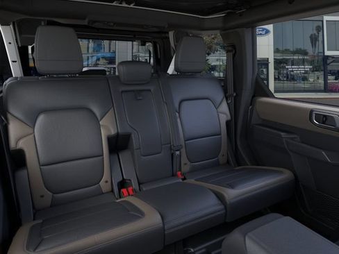 New 2026 Ford Bronco Big Bend w/ Black Diamond Package AWD/4WD image 11
