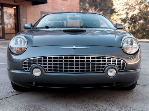 Used 2003 Ford Thunderbird Deluxe RWD image 4
