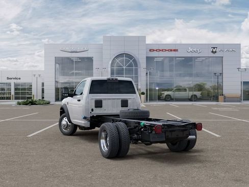New 2026 RAM 4500 Tradesman w/ Chrome Appearance Group RWD image 3
