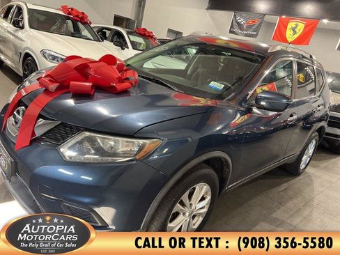 Used 2016 Nissan Rogue SV AWD/4WD image 2