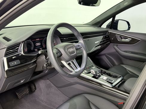Used 2023 Audi Q7 2.0T Premium Plus w/ Premium Plus Package AWD/4WD image 4