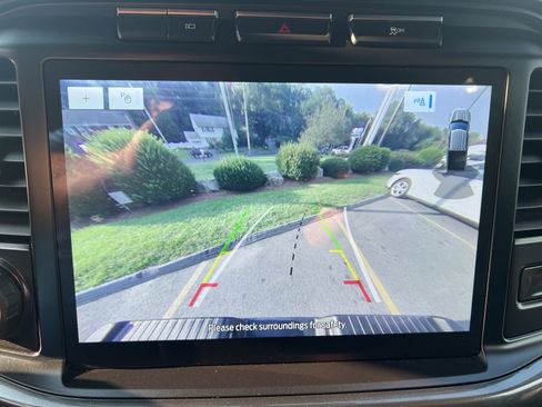 Used 2022 Ford F150 XLT w/ Equipment Group 302A High image 33