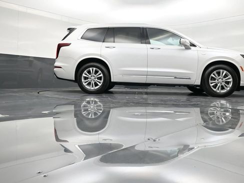 Used 2021 Cadillac XT6 Luxury image 26