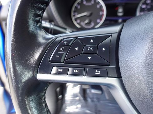 Used 2022 Nissan Sentra SV image 13