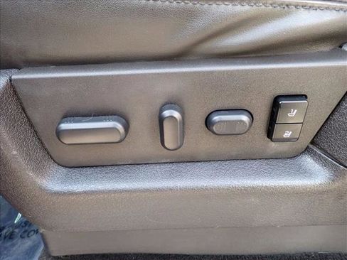 Used 2013 Ford F150 Platinum AWD/4WD image 14