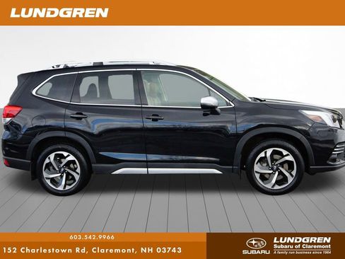 Used 2024 Subaru Forester Touring image 2