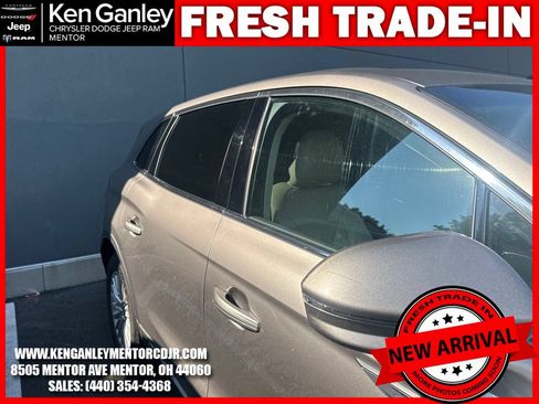 Used 2019 Lincoln Nautilus Premier AWD/4WD image 13