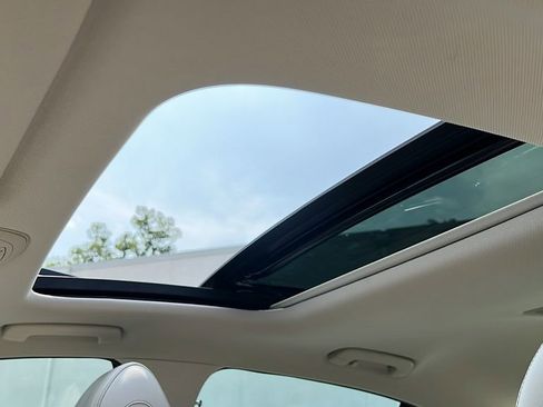 New 2026 Genesis G70 2.5T Prestige image 35