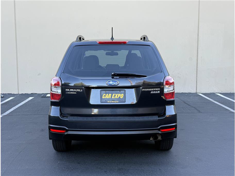 Used 2015 Subaru Forester 2.5i Premium w/ All-Weather Package AWD/4WD image 6