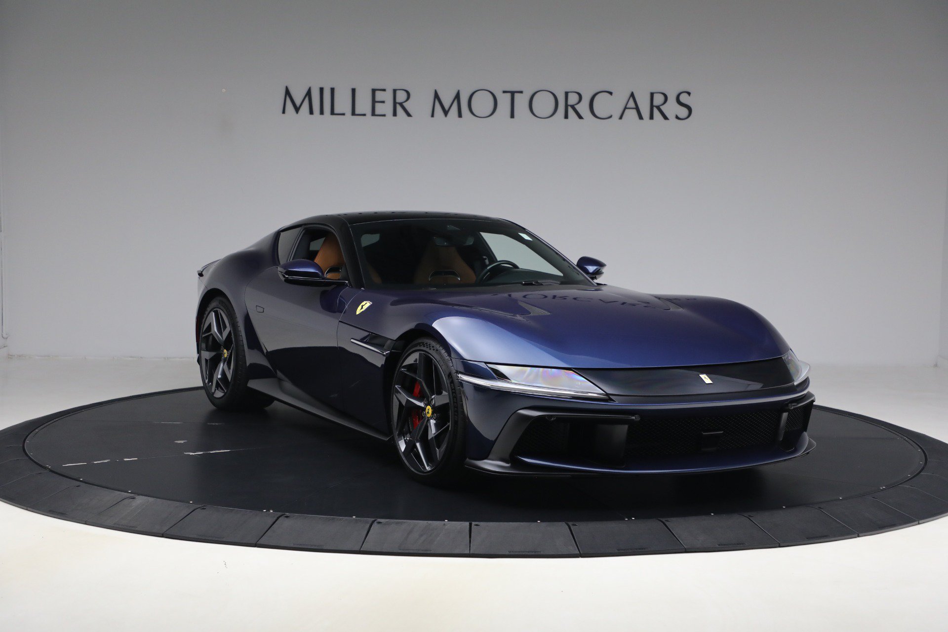 Certified 2025 Ferrari 12Cilindri RWD image 10