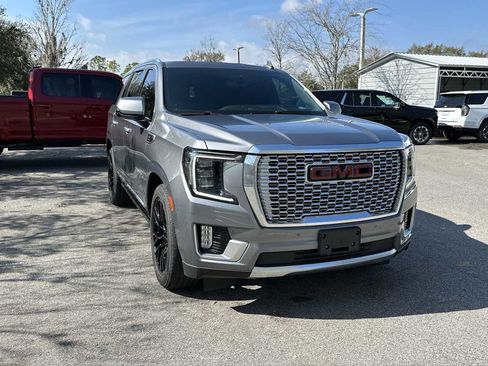 Used 2021 GMC Yukon Denali w/ Denali Ultimate Package image 8