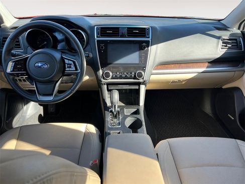 Used 2018 Subaru Outback 3.6R Limited image 10