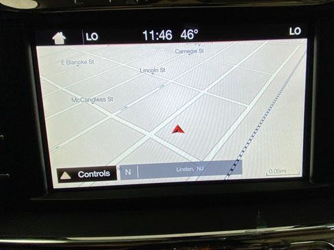 Used 2017 Lincoln Continental Select w/ Climate Package image 28