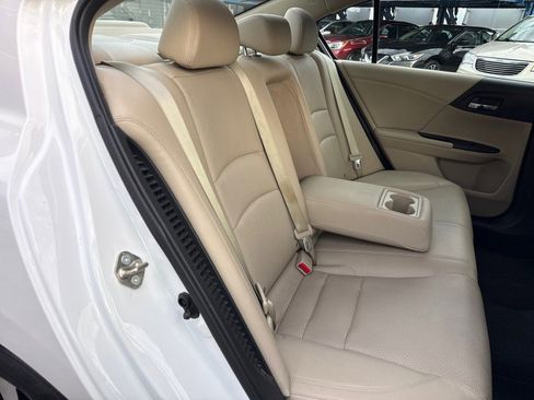 Used 2015 Honda Accord EX-L image 31