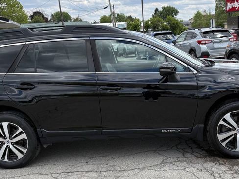 Used 2018 Subaru Outback 2.5i Limited AWD/4WD image 4
