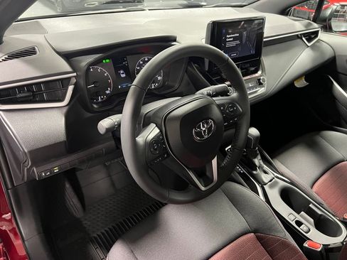 New 2025 Toyota Corolla SE image 9