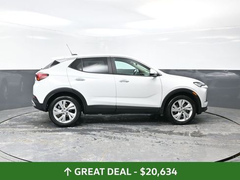 Used 2025 Buick Encore GX Preferred image 2