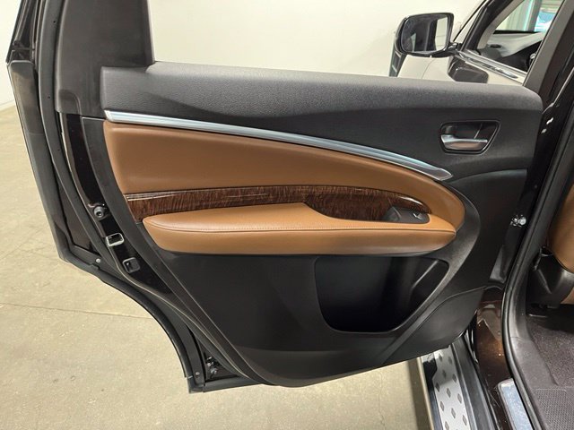 Used 2017 Acura MDX w/ Technology Package AWD/4WD image 20