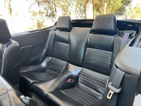 Used 2013 Ford Mustang Premium image 15