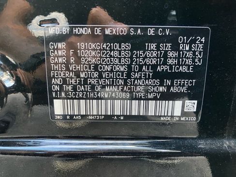 Certified 2024 Honda HR-V LX image 38