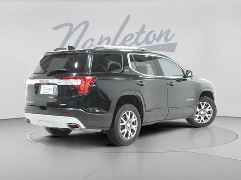 Used 2023 GMC Acadia SLT AWD/4WD image 8