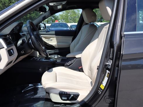 Used 2018 BMW 328d xDrive Wagon AWD/4WD image 17