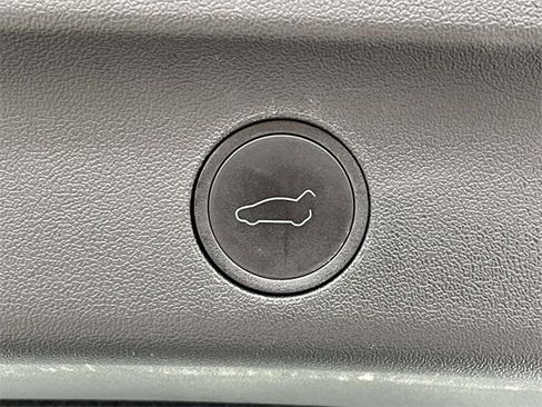 Used 2023 Tesla Model Y Long Range image 11