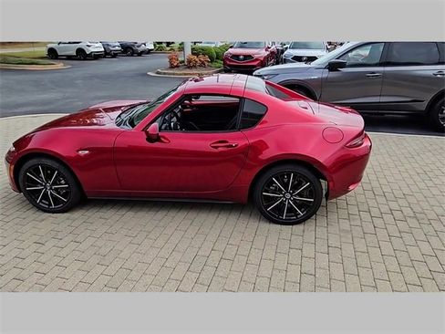 Used 2025 MAZDA MX-5 Miata RF Grand Touring image 34