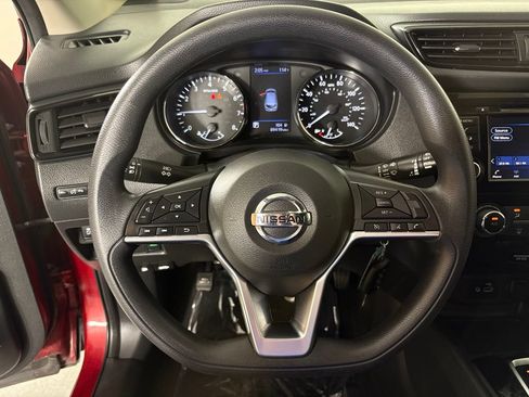 Used 2019 Nissan Rogue Sport S FWD image 22