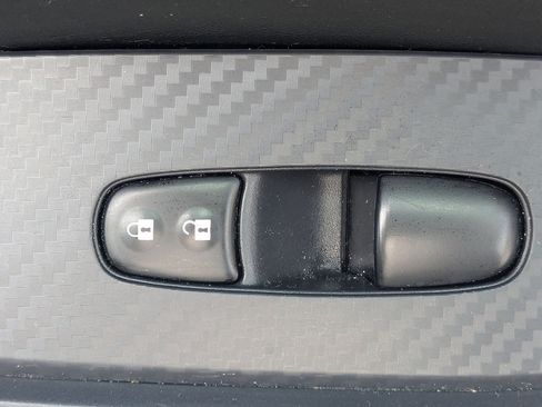 Used 2024 Nissan Sentra SV FWD image 32