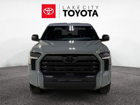 Used 2025 Toyota Tundra SR5 w/ SR5 Premium Package AWD/4WD image 12
