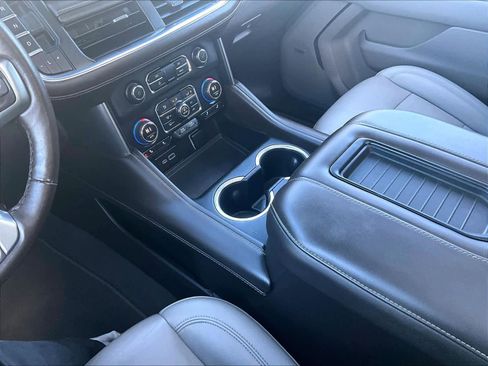 Used 2022 Chevrolet Tahoe LT w/ LT Signature Plus Package image 20