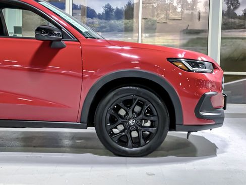 Used 2024 Honda HR-V Sport image 34