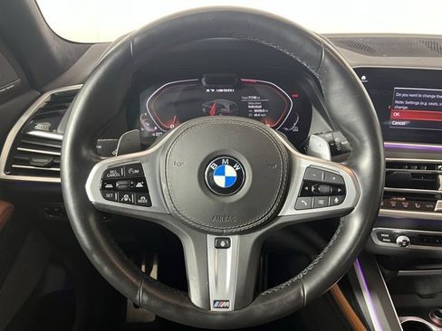 Used 2020 BMW X7 M50i image 12