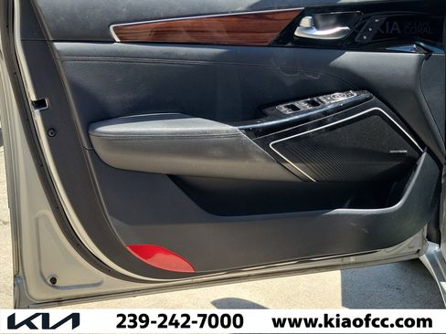 Used 2017 Kia Cadenza Technology FWD image 20