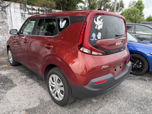 Used 2022 Kia Soul LX FWD image 6