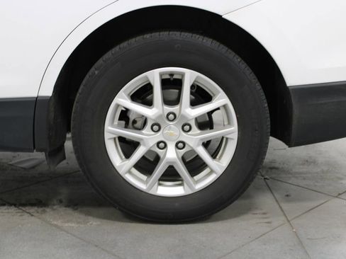 Used 2023 Chevrolet Equinox LT image 17