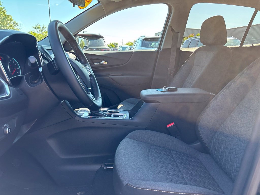 Used 2024 Chevrolet Equinox LT AWD/4WD image 10