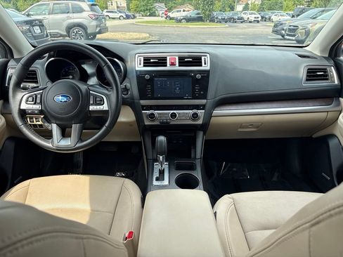 Used 2017 Subaru Outback 2.5i Limited AWD/4WD image 12