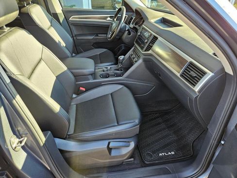 Used 2018 Volkswagen Atlas SE image 9