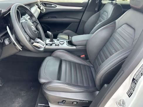 Used 2025 Alfa Romeo Stelvio Tributo Italiano w/ Driving Assist Package AWD/4WD image 14