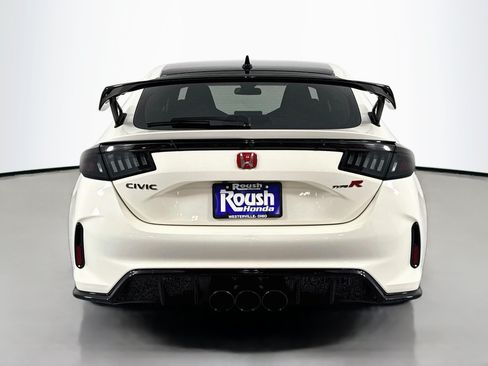Used 2024 Honda Civic Type R image 6