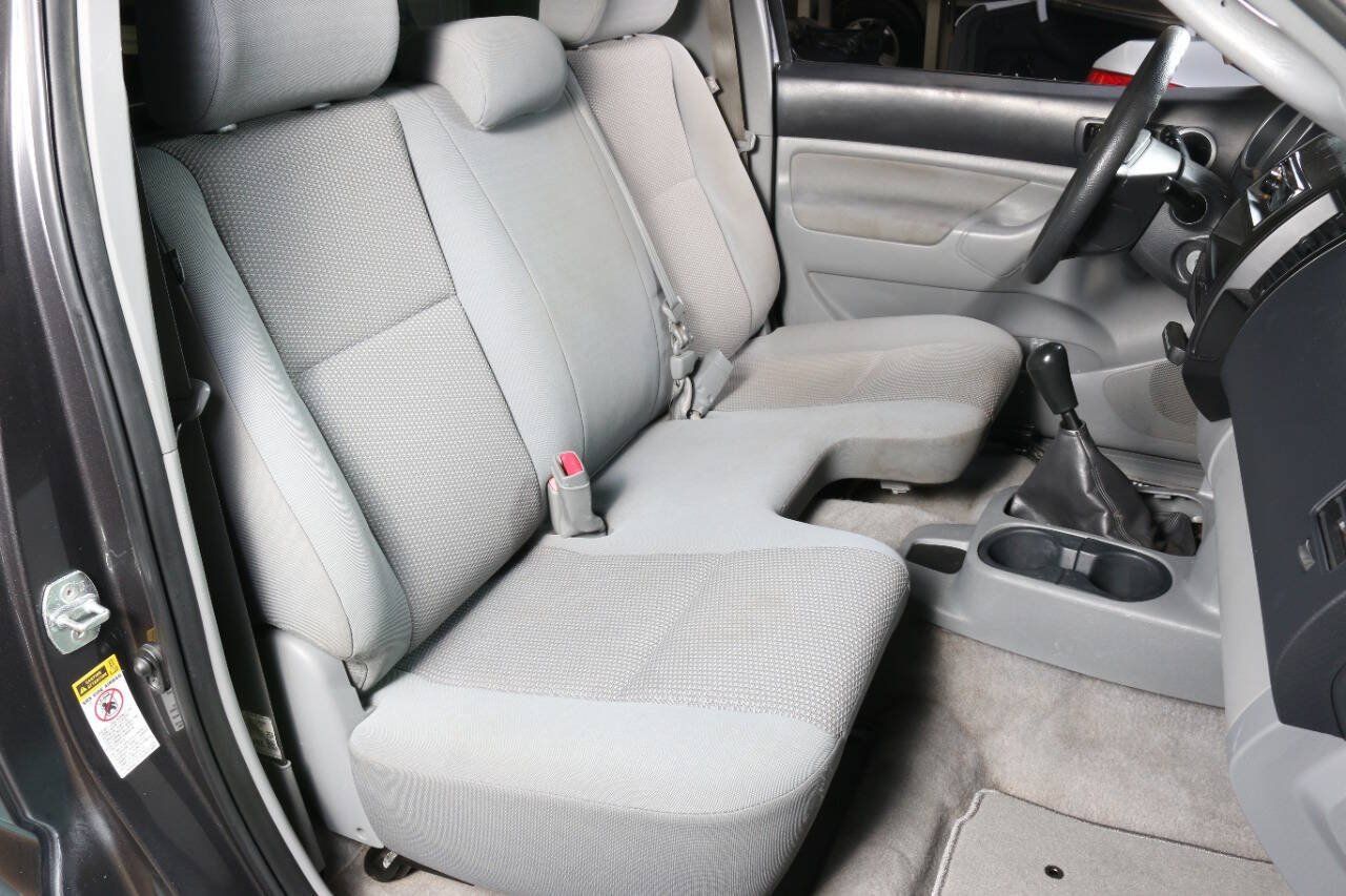 Used 2011 Toyota Tacoma 2WD Regular Cab image 42