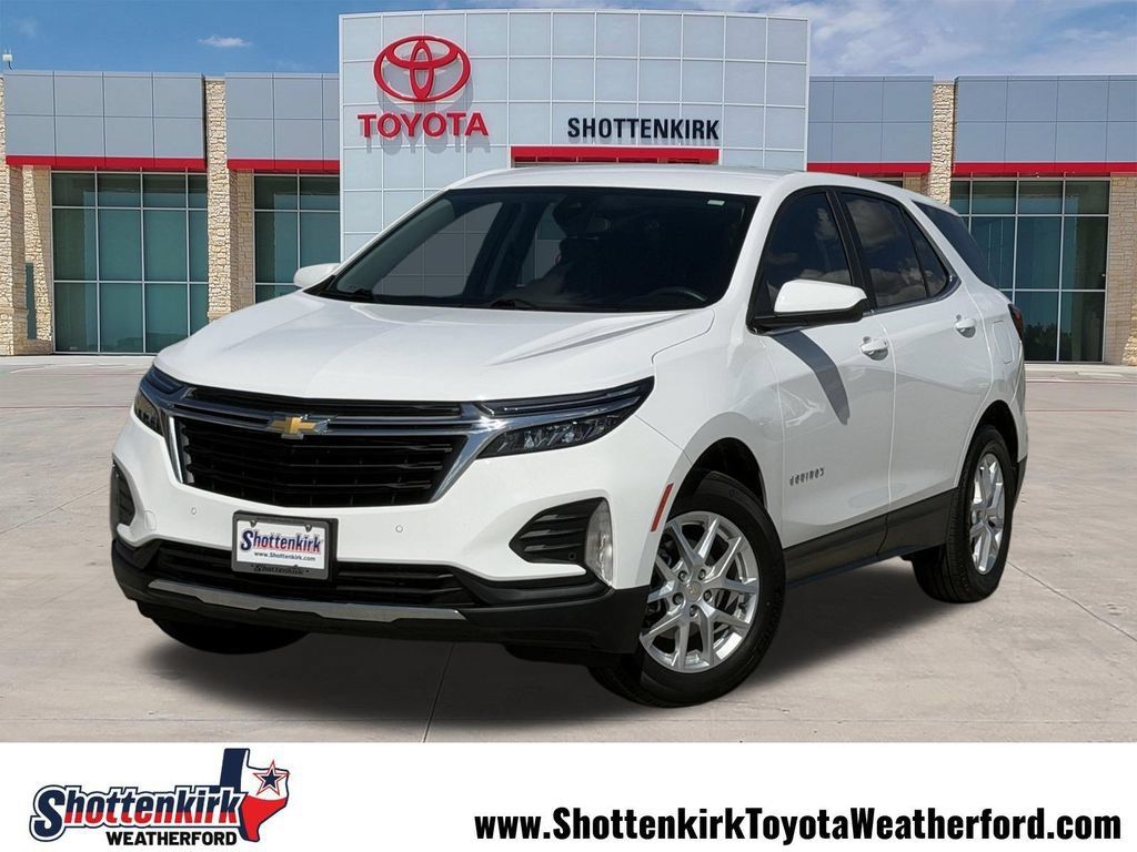 Used 2022 Chevrolet Equinox LT FWD image 1