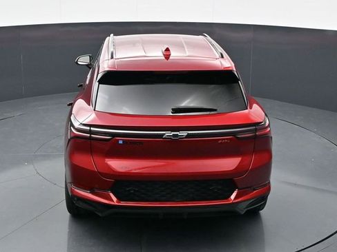 Used 2024 Chevrolet Equinox EV RS FWD image 32