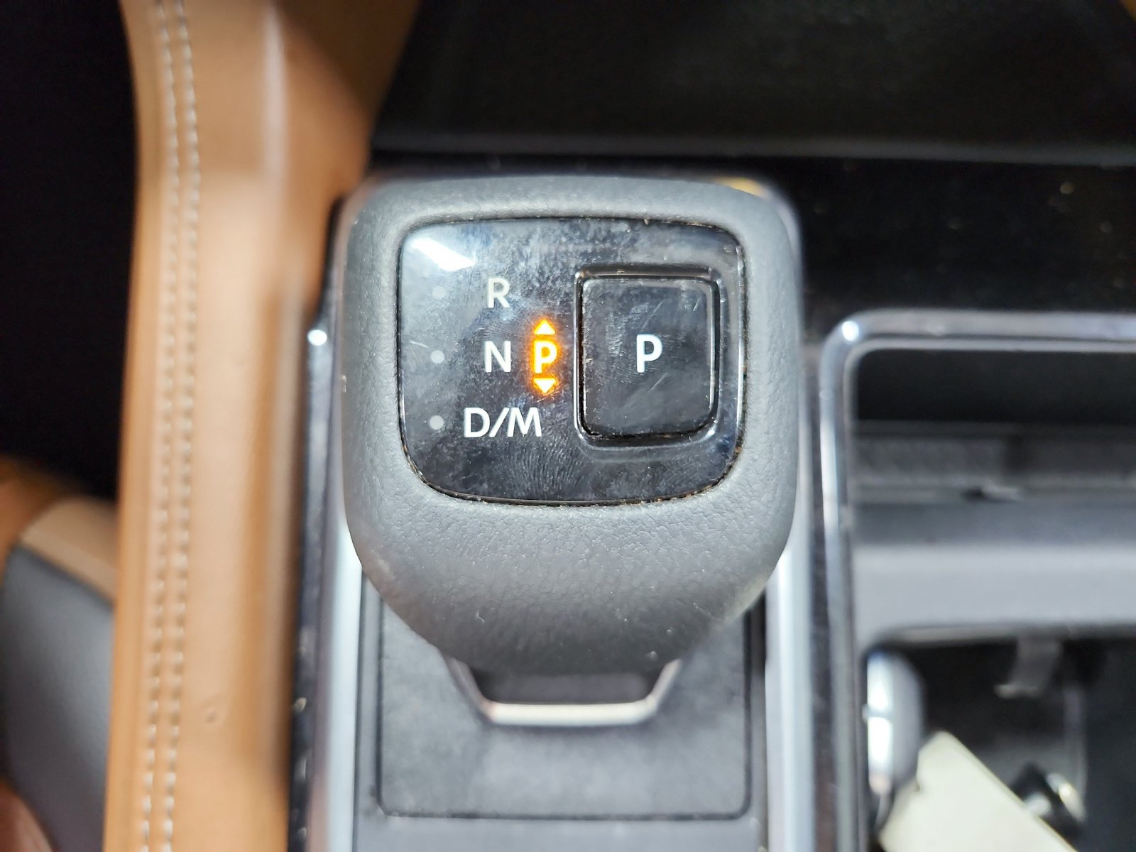 Used 2023 Nissan Pathfinder Platinum w/ Cargo Package AWD/4WD image 26